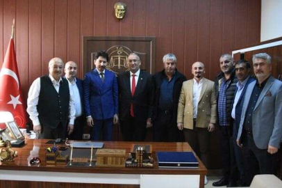 Doğu Anadolu İhracatçılar Birliğinde hizmet bayrağını Ethem Tanrıver ve ekibi devraldı