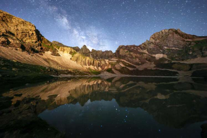 Hakkari Yüksekova Sat Buzul Gölleri göz kamaştırıyor