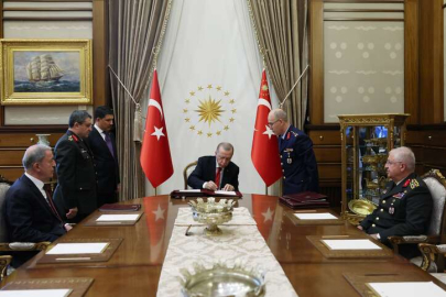 Cumhurbaşkanı Erdoğan Yüksek Askeri Şura kararlarını onayladı