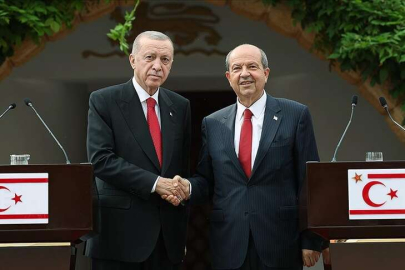 Erdoğan ile Tatar KKTC'de görüştü