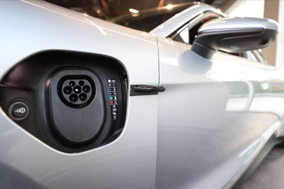 İlk yarıda 12 bin 792 adet elektrikli otomobil satıldı