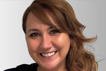 Dr. Cansu Başeğmez diş eti hastalıklarına dikkat çekiyor