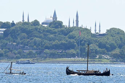 Norveç Viking yelkenlisi Boğaz'dan geçti