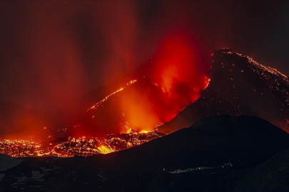Etna'daki hareketlilik nedeniyle THY Katanya seferleri durduruldu