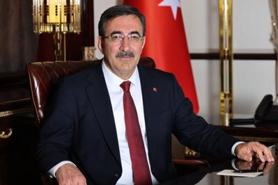 20 Eylül'e kadar Cumhurbaşkanlığına Cevdet Yılmaz vekalet edecek