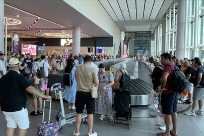 Turizm merkezlerindeki havalimanlarını 123,7 milyon yolcu kullandı