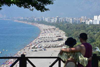 Antalya en fazla Rusya ve Almanya'dan ziyaretçi ağırlıyor