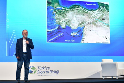 Uluslararası Sigorta Zirvesi 2. gününde deprem konusuna odaklandı