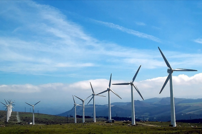 AB ülkeleri yenilenebilir enerji hedefini yüzde 42,5'e yükseltti