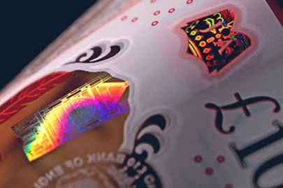 İngiltere Merkez Bankası, politika faizini sabit tuttu
