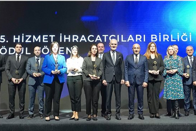Hizmet Sektörünün İhracat Şampiyonları ödüllendirildi