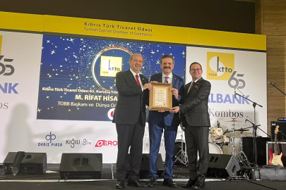 Hisarcıklıoğlu'na Kıbrıs'ta Yüksek Onur ve Hizmet Ödülü verildi