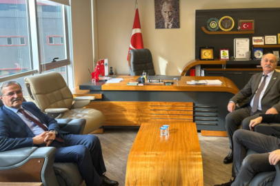 OSBÜK Başkanı Memiş Kütükcü, Uludağ OSB yönetimini ziyaret etti