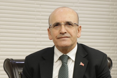 Şimşek: Hizmet ihracatı artıyor, turizm ekonomiye güç katıyor