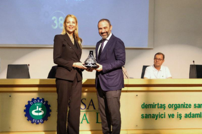 Nilüfer Çevikel, Dosabsiad Başkanlığını Onur Kutlualp'e devretti