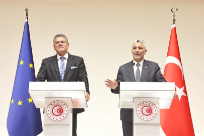 Bolat: 30 yıl önceki kurallarla 2025 ticaretini yönetemeyiz