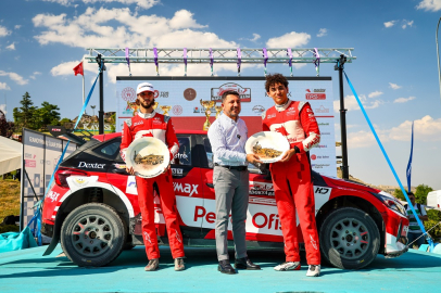 Team Petrol Ofisi pilotu Kerem Kazaz Kapadokya'da zirvede