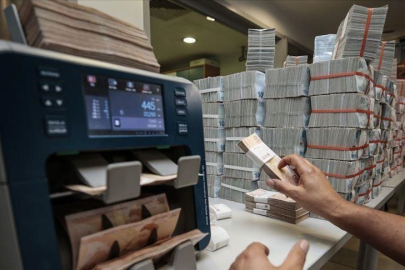 Bankalar, emekli maaşına bloke koyabilecek