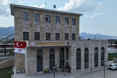 Pamukova Yüksek Hızlı Tren İstasyonu hizmete açıldı