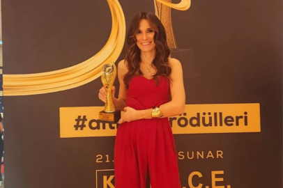 Esra Erbilgin'e Abdi İbrahim'de Bölüm Direktörlüğü görevi