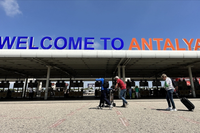 Antalya Havalimanı'na 77 metre yüksekliğinde yeni kule