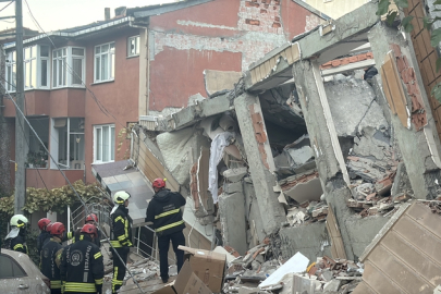 Kocaeli'de 7 katlı bina çöktü