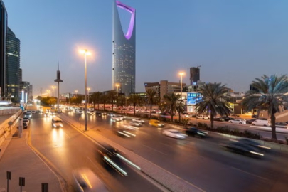 Suudi Arabistan 32 milyar dolarlık doğrudan yabancı yatırım çekiyor