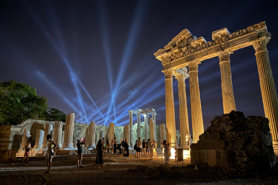 Antalya Ekim'de 2 milyon yabancı turiste ev sahipliği yaptı