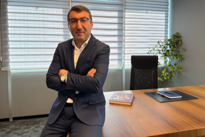 Kader Yıldırım, Hoya ve Seiko Optik Genel Müdürü oldu