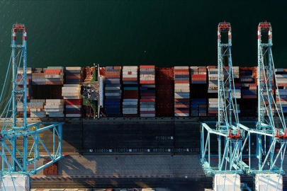 İhracatçı firmalara resim ve harç istisnası için verilen süre uzatıldı