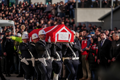 Şehitlerimiz son yolculuklarına uğurlandı