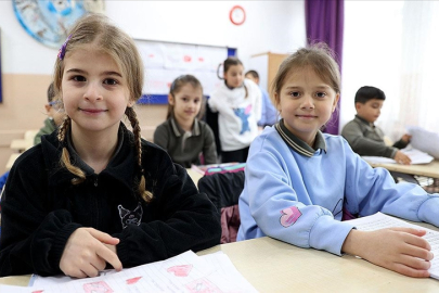 Okullarda ders zili çaldı