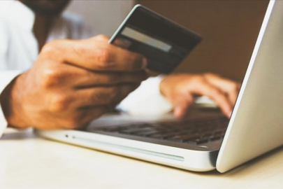 Türkiye'de e-ticaret hacmi 2025'te 4,6 trilyon liraya ulaştı
