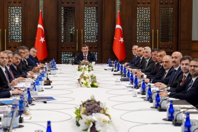 EKK'de ekonomiyi rahatlatacak OVP hedefleri masaya yatırıldı