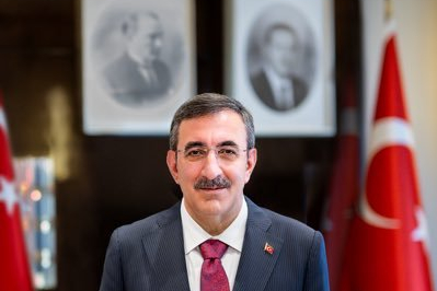 Cevdet Yılmaz: İşgücü piyasamız istikrarlı görünümünü koruyor