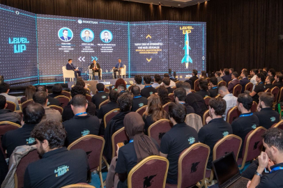 Gençler, Roketsan Yapay Zekâ Hackathonunda ter dökecek