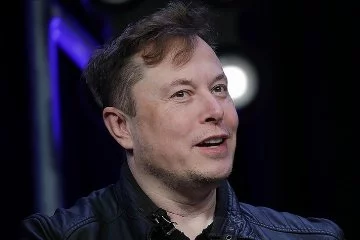 Elon Musk, yapay zekanın gidişatından endişeli