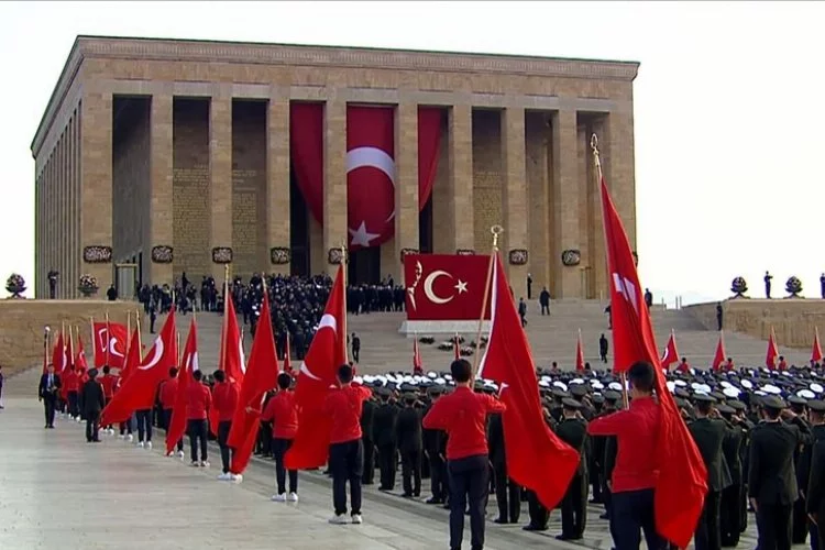 Ölümünün 85. yılında  Atatürk saygı ile anılıyor