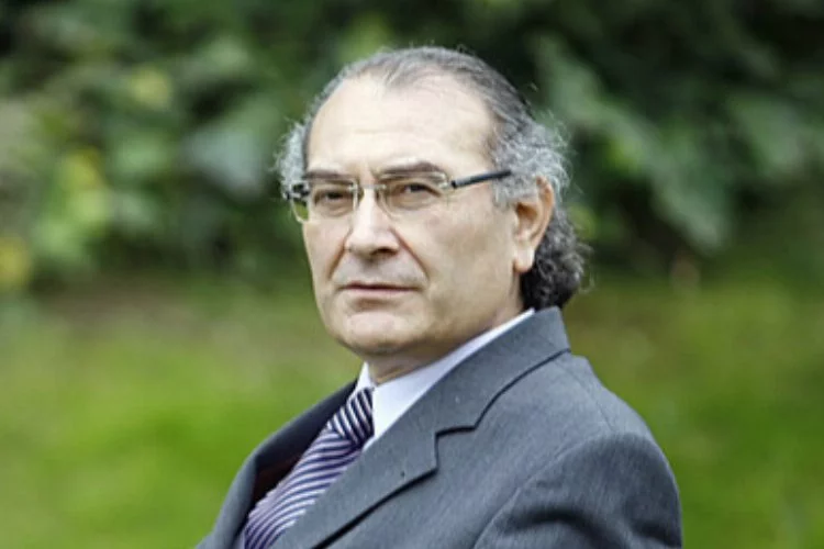 Prof. Dr. Nevzat Tarhan: “Ailenin lideri sosyal medya oldu”
